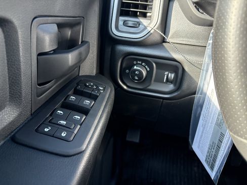 New 2027 RAM 3500 Tradesman AWD/4WD image 23