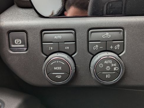 New 2026 Chevrolet Silverado 1500 RST AWD/4WD image 18