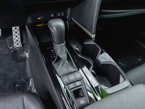 Certified 2025 Toyota Camry XSE AWD/4WD image 15