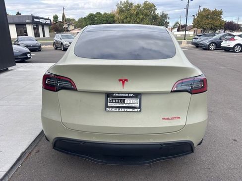 Used 2021 Tesla Model Y Performance image 7