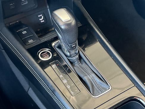 Used 2021 Nissan Kicks SR w/ Interior Electronics Package FWD image 22