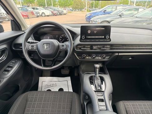 Certified 2023 Honda HR-V LX image 20