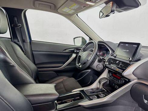 Used 2024 Mitsubishi Eclipse Cross SE image 32