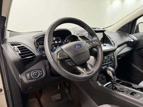 Used 2018 Ford Escape SE w/ Ford Safe & Smart Package image 10