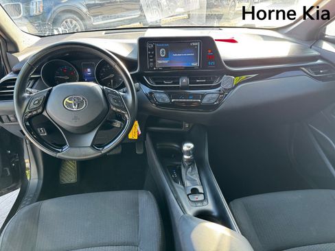 Used 2018 Toyota C-HR XLE image 13