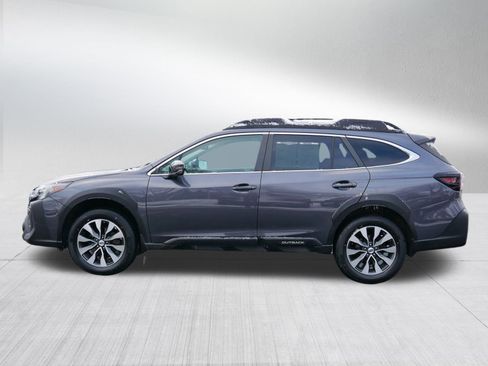 Used 2023 Subaru Outback Limited image 4