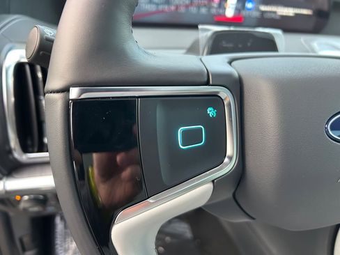 New 2025 Ford Expedition Max Platinum w/ Platinum Ultimate Package image 18