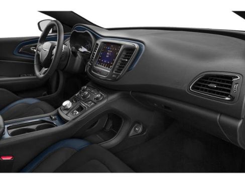 Used 2015 Chrysler 200 S FWD image 21
