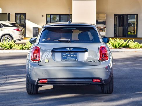 Used 2022 MINI Cooper SE image 5