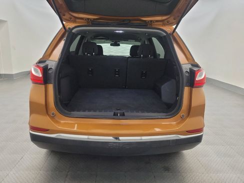 Used 2018 Chevrolet Equinox LT FWD image 29