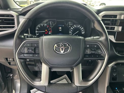 Used 2025 Toyota Tundra SR5 AWD/4WD image 11