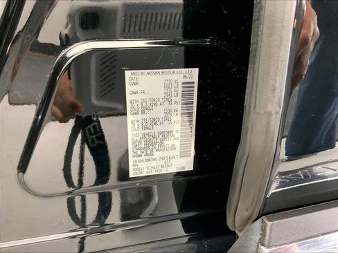 Used 2022 Nissan Pathfinder Platinum w/ Cargo Package AWD/4WD image 32