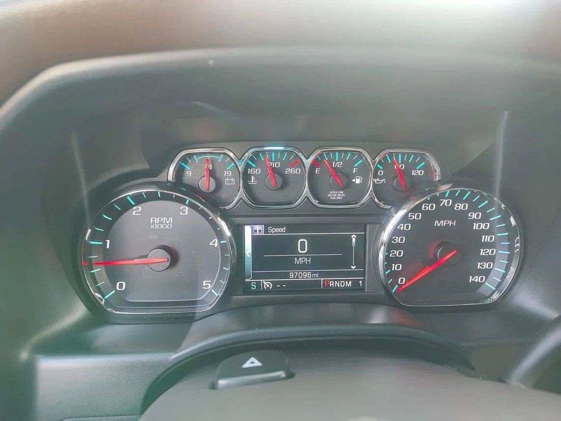 Used 2015 Chevrolet Silverado 2500 High Country w/ Duramax Plus Package AWD/4WD image 10