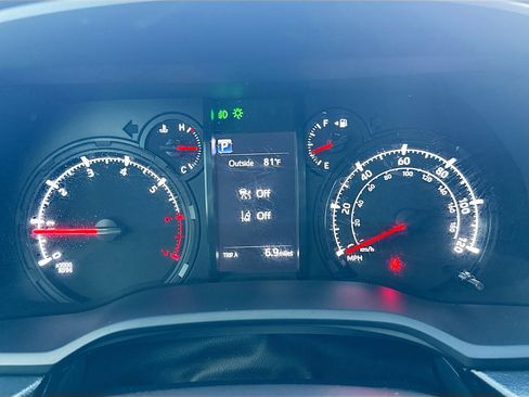 Used 2023 Toyota 4Runner SR5 Premium image 39