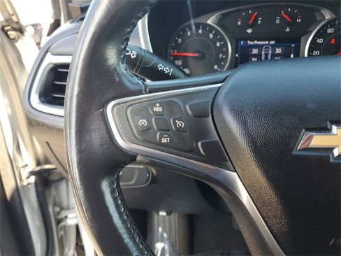 Used 2019 Chevrolet Equinox LT image 16