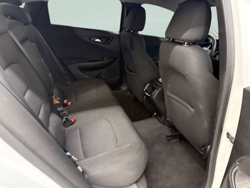 Used 2018 Chevrolet Malibu LT FWD image 21
