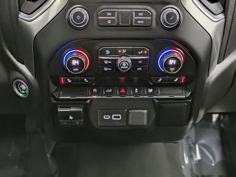 Used 2021 Chevrolet Silverado 1500 LT w/ Bed Protection Package image 31