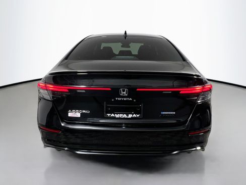 Used 2025 Honda Accord Sport image 6