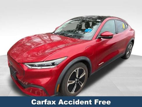 Used 2021 Ford Mustang Mach-E Select w/ Comfort/Appearance Package image 2