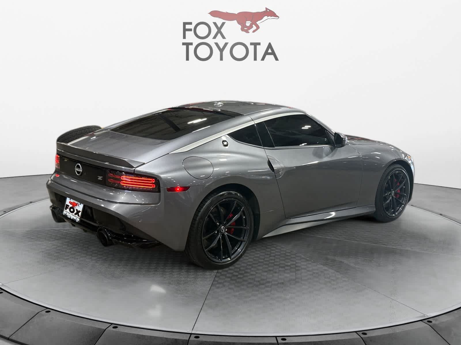 Used 2025 Nissan Z Performance w/ Floor Mat Package RWD image 6