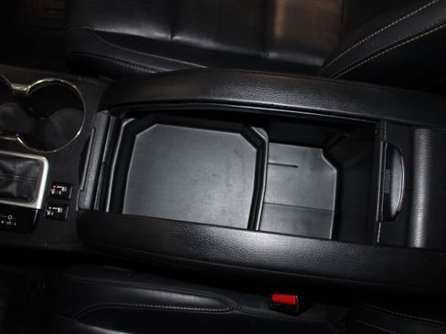 Used 2015 Toyota Highlander XLE image 33