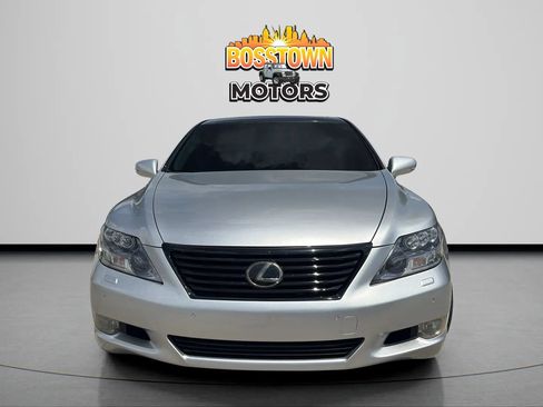 Used 2012 Lexus LS 460 L w/ Luxury Pkg RWD image 12