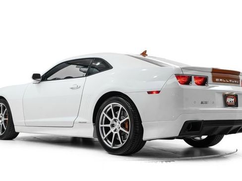 Used 2011 Chevrolet Camaro SS w/ RS Package RWD image 3