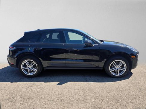 Used 2024 Porsche Macan AWD/4WD image 6