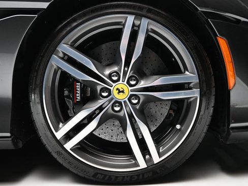 Used 2022 Ferrari Portofino M RWD image 53