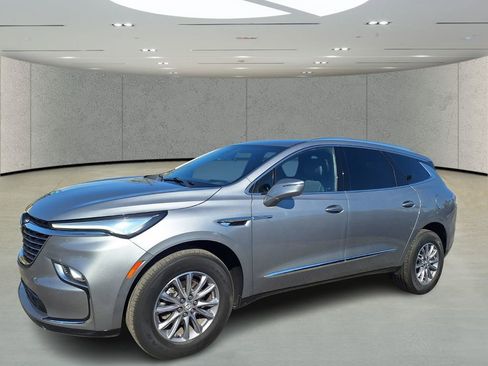 Used 2024 Buick Enclave Premium image 1