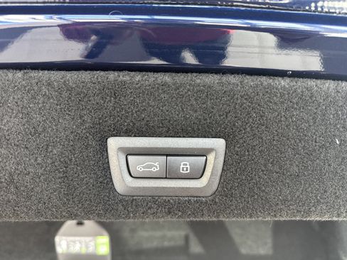 New 2026 BMW 750e xDrive w/ Luxury Rear Seating Package image 22