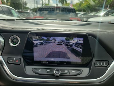 Used 2022 Chevrolet Blazer LT FWD image 10