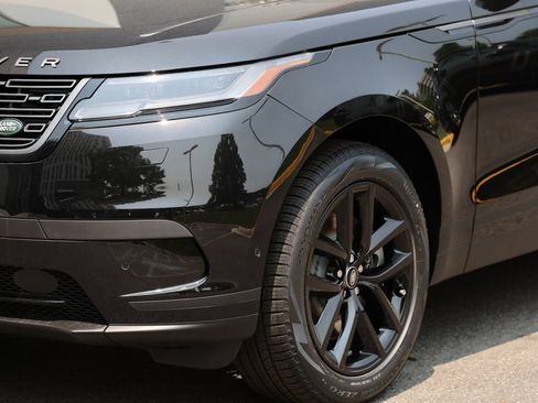 New 2026 Land Rover Range Rover Velar S AWD/4WD image 6