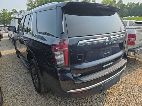 Used 2022 Chevrolet Tahoe LT w/ Luxury Package AWD/4WD image 4