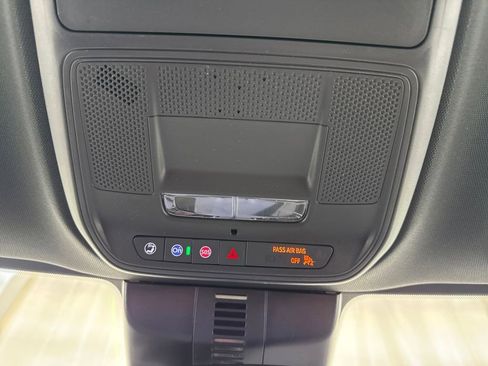 New 2026 Chevrolet Traverse LT w/ Midnight/Sport Edition image 37