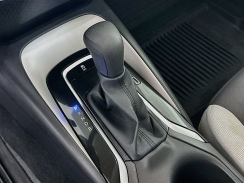 Certified 2025 Toyota Corolla LE FWD image 20