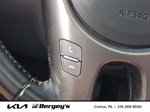 Used 2013 Kia Soul + FWD image 24