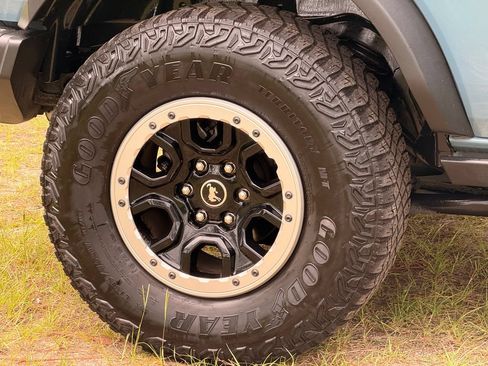 Used 2022 Ford Bronco Badlands AWD/4WD image 11
