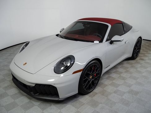 Used 2025 Porsche 911 Targa 4 GTS image 34