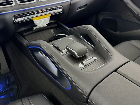 New 2026 Mercedes-Benz GLS 450 4MATIC image 5