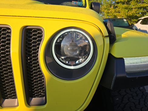 Used 2023 Jeep Wrangler Unlimited Rubicon w/ Xtreme 35 Tire Package AWD/4WD image 8