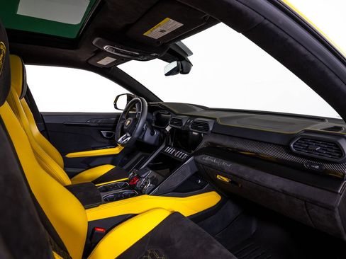 Used 2021 Lamborghini Urus AWD/4WD image 20
