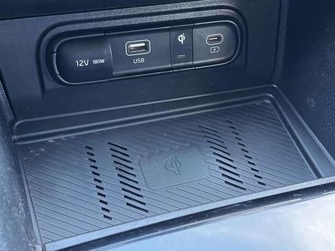 Used 2025 Kia Sportage EX w/ Premium Package image 34