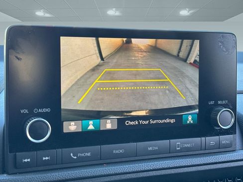 Used 2024 Honda CR-V EX image 24