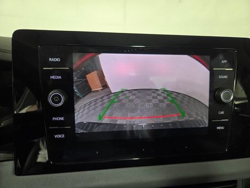 Used 2025 Volkswagen Jetta SE w/ Sunroof Package FWD image 11