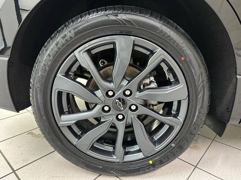 Certified 2023 Chevrolet Equinox RS w/ RS Leather Package image 14