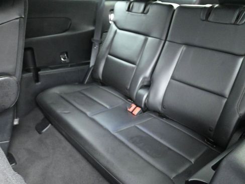 Used 2022 Ford Explorer XLT w/ Equipment Group 202A image 29