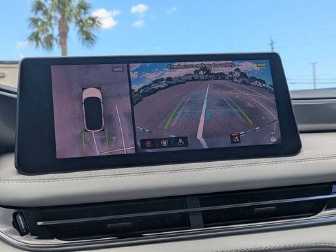 New 2027 INFINITI QX60 Luxe w/ Family Package FWD image 24