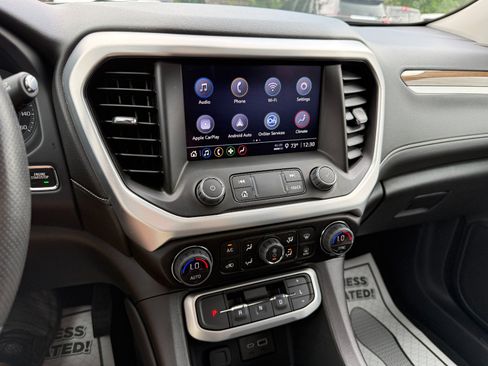 Certified 2023 GMC Acadia SLE w/ Driver Convenience Package AWD/4WD image 31