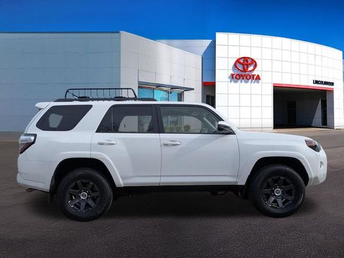 Used 2021 Toyota 4Runner Trail Special Edition AWD/4WD image 9